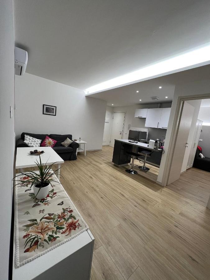 Appartamento Con Due Camere Da Letto E Free Park Verona Dış mekan fotoğraf